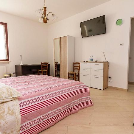 La Colomba B&B Castellaro  Dış mekan fotoğraf