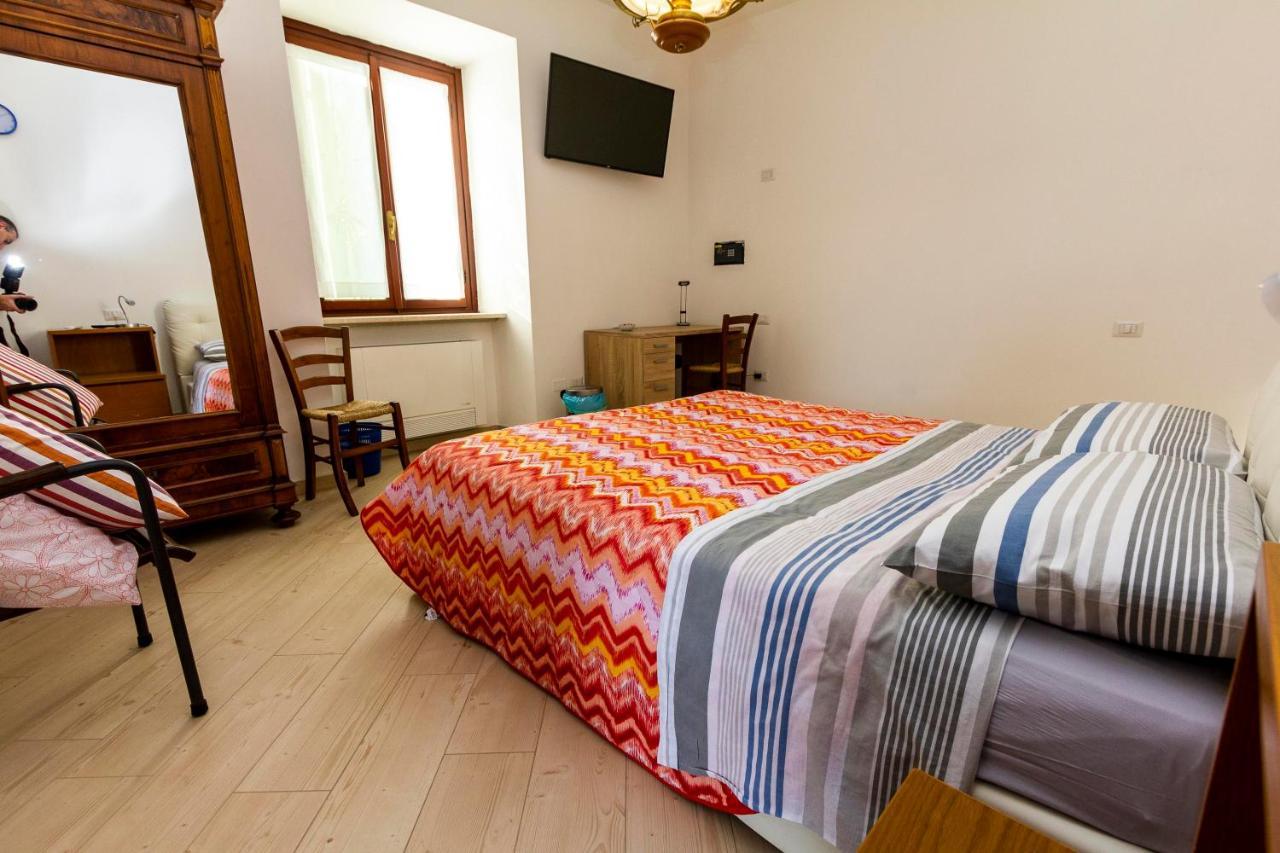 La Colomba B&B Castellaro  Dış mekan fotoğraf