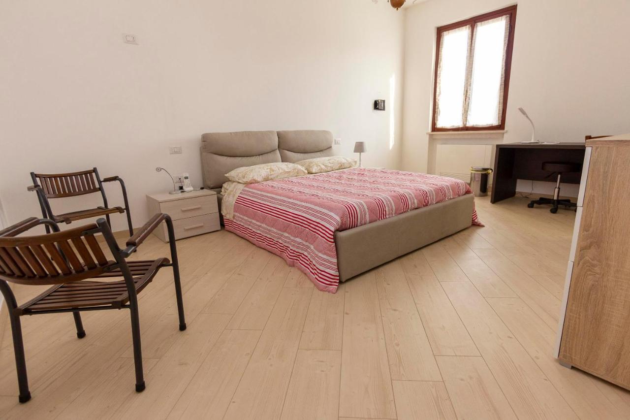 La Colomba B&B Castellaro  Dış mekan fotoğraf